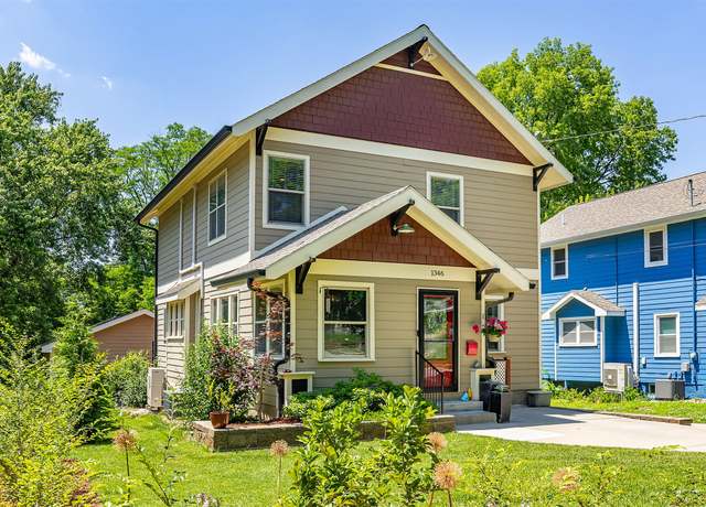 Property at 1346 48th St, Des Moines, IA 50311, 3 beds, 2.5 baths