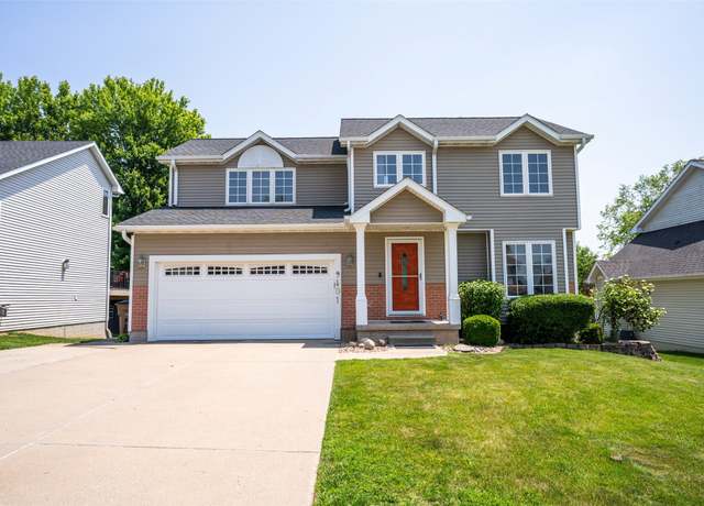 Property at 9401 Happy Hollow Dr, Norwalk, IA 50211, 3 beds, 3.5 baths