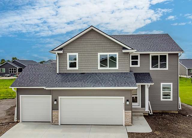 Property at 6521 NE Caroline Ave, Pleasant Hill, IA 50327, 4 beds, 2.5 baths