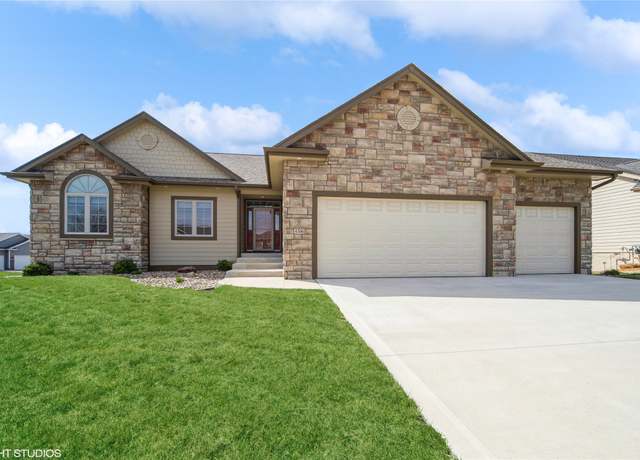 Property at 4306 NE Otter Ct, Ankeny, IA 50021, 3 beds, 3 baths