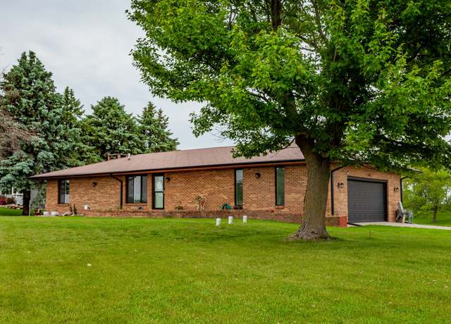 Property at 7096 NE 110th Ave, Bondurant, IA 50035, 2 beds, 2 baths
