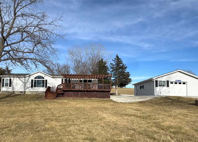 Property at 3116 Indian Point Dr, Ellston, IA 50074, 3 beds, 2 baths