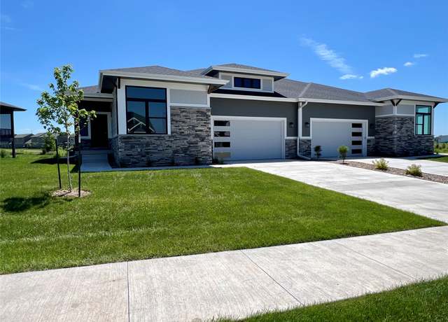 Property at 152 NW Sunrise Dr, Waukee, IA 50263, 3 beds, 3 baths
