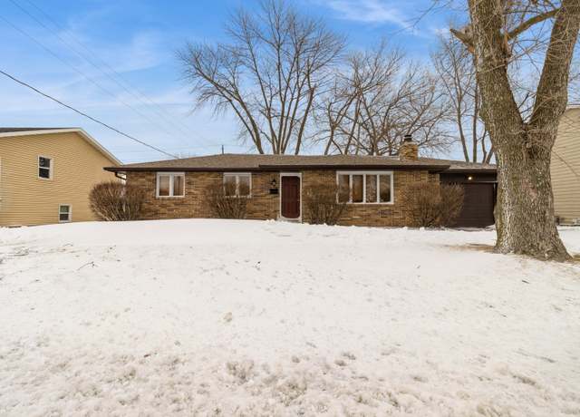 Property at 505 NW State St, Ankeny, IA 50023, 2 beds, 2 baths