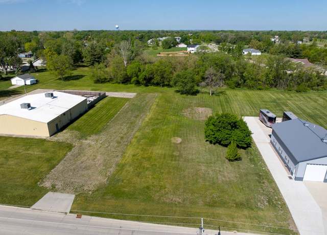 Property at 1509 18th St, Perry, IA 50220