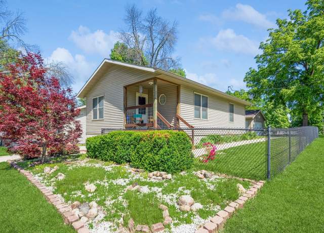 Property at 480 NE Aurora Ave, Des Moines, IA 50313, 2 beds, 1 bath