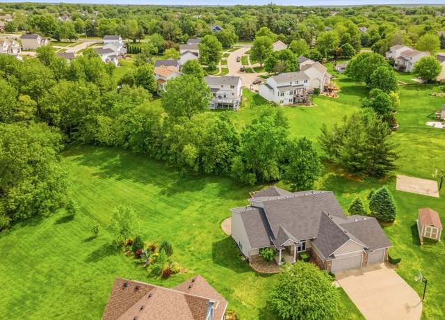 Property at 1702 Quail Cove Ct, West Des Moines, IA 50265, 3 beds, 3 baths
