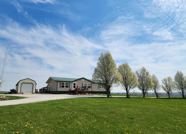 Property at 21393 415th St, Chariton, IA 50049, 3 beds, 2 baths