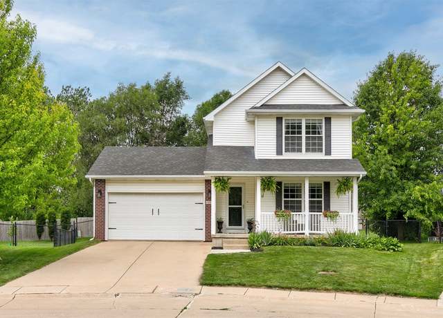 Property at 2826 SW Village Cir, Ankeny, IA 50023, 4 beds, 1.5 baths