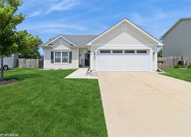 Property at 200 Walnut Dr NW, Bondurant, IA 50035, 3 beds, 3 baths