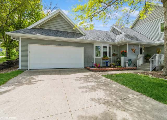 Property at 1105 SE Mallard Creek Dr, Ankeny, IA 50021, 3 beds, 3.5 baths