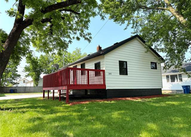 Property at 345 E Lally St, Des Moines, IA 50315, 3 beds, 1 bath