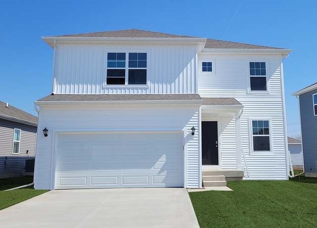 Property at 2405 Chan Dr, Adel, IA 50003, 3 beds, 2.5 baths