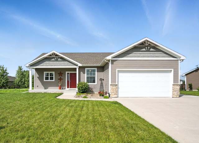 Property at 5218 NW 8th St, Ankeny, IA 50023, 4 beds, 3 baths
