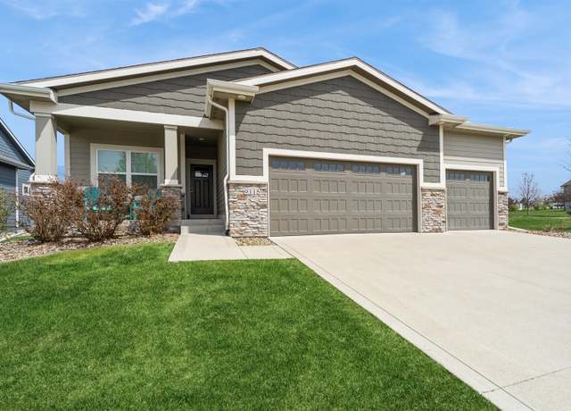 Property at 9115 Jamison Dr, West Des Moines, IA 50266, 4 beds, 3 baths
