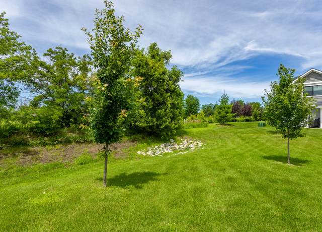 Property at 2757 SE Osier Ave, West Des Moines, IA 50265, 2 beds, 2.5 baths