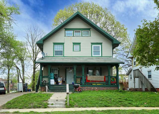 Property at 1175 21st St, Des Moines, IA 50311, 6 beds, 2.5 baths