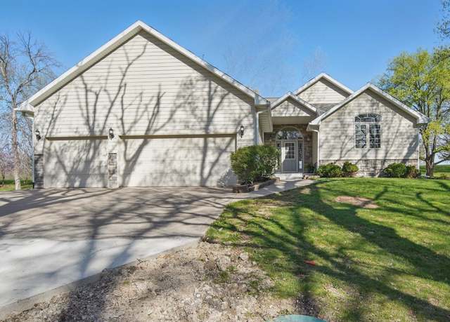 Property at 5114 Panorama Dr, Panora, IA 50216, 4 beds, 3 baths