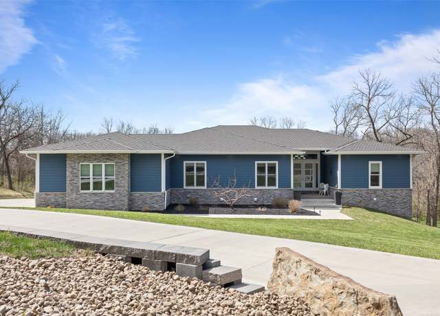 Property at 35837 Red Pine Ct, Earlham, IA 50072, 4 beds, 3.5 baths