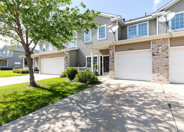 Property at 2104 NW Ashton Ln #2, Ankeny, IA 50023, 2 beds, 2.5 baths