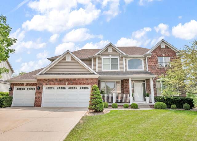 Property at 15220 Ridgemont Dr, Urbandale, IA 50323, 4 beds, 4.5 baths