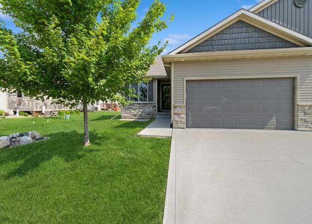 Property at 1102 NE 15th Ln, Ankeny, IA 50021, 4 beds, 3 baths