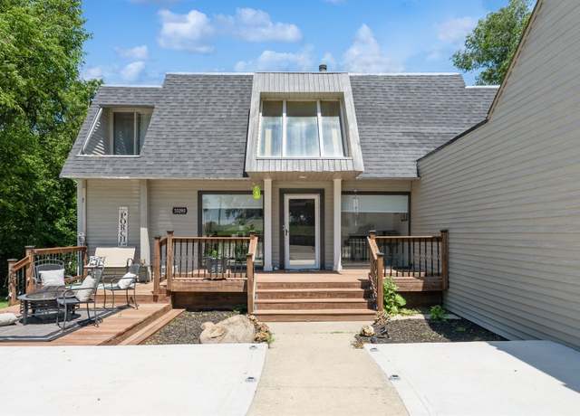 Property at 33295 335th St, Waukee, IA 50263, 4 beds, 2.5 baths
