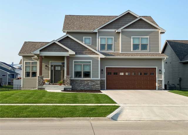 Property at 307 Aspen Dr NE, Bondurant, IA 50035, 4 beds, 3.5 baths
