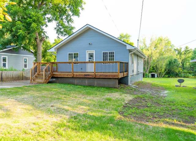 Property at 1775 E Emma Ave, Des Moines, IA 50320, 4 beds, 1.5 baths