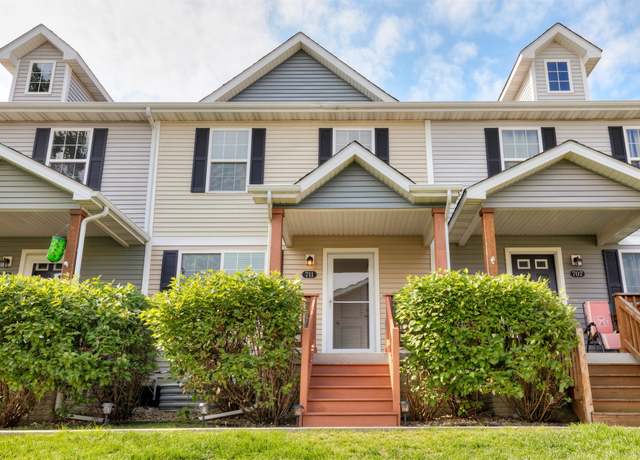 Property at 711 Newport Pl, Norwalk, IA 50211, 3 beds, 2.5 baths