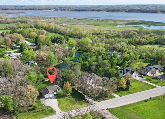Property at 10189 NW 106th Ave, Granger, IA 50109, 4 beds, 3 baths