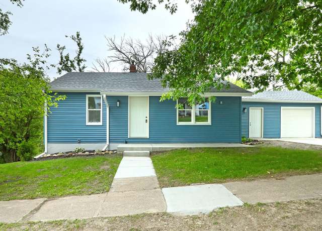 Property at 314 E Front St, Colfax, IA 50054, 3 beds, 2 baths