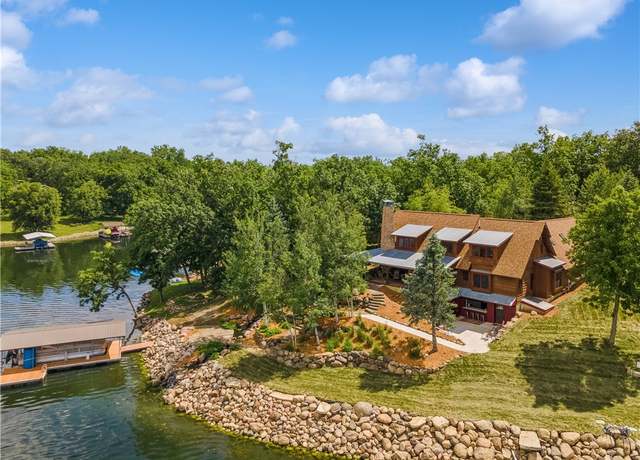 Property at 3130 Big Bend Rd, Ellston, IA 50074, 4 beds, 5 baths