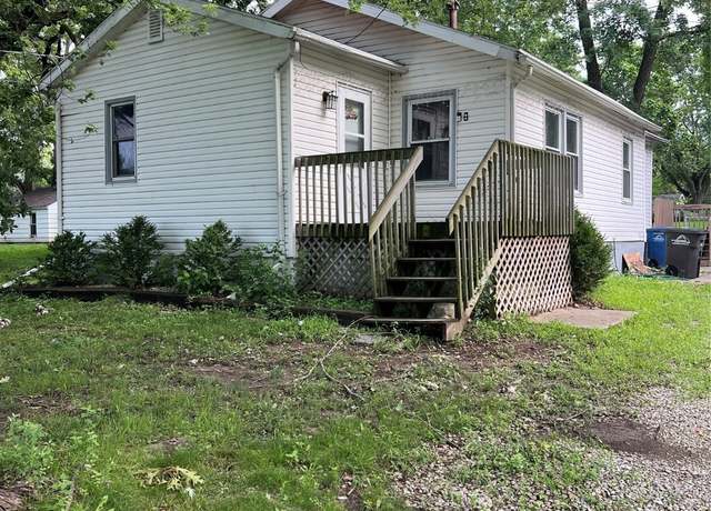 Property at 1521 E Glenwood Dr, Des Moines, IA 50320, 3 beds, 1 bath
