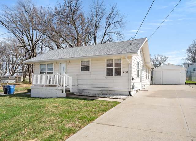 Property at 4133 57th St, Des Moines, IA 50310, 2 beds, 1 bath