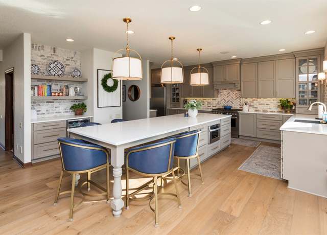 Property at 1407 NE 47th St, Ankeny, IA 50021, 4 beds, 3.5 baths