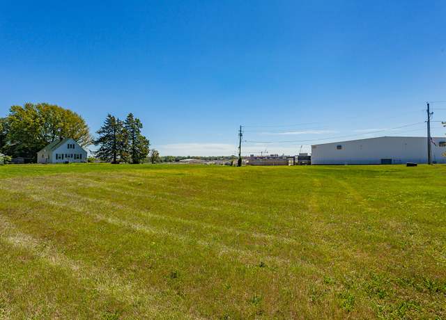 Property at 2501 Mckinley Ave, Des Moines, IA 50321