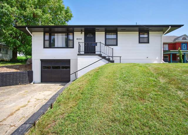 Property at 604 N 5th St, Guthrie Center, IA 50115, 2 beds, 1 bath