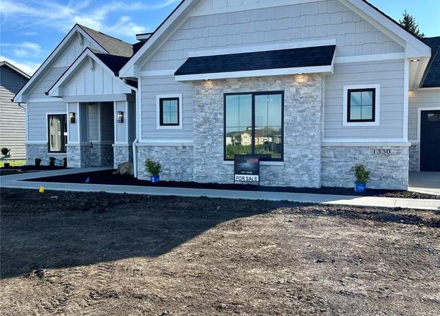 Property at 1330 25th Ave SW, Altoona, IA 50009, 3 beds, 2 baths