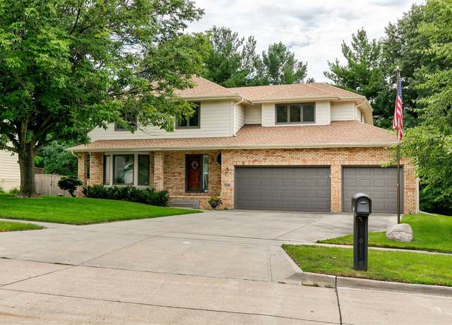 Property at 5408 Aspen Dr, West Des Moines, IA 50266, 4 beds, 2.5 baths
