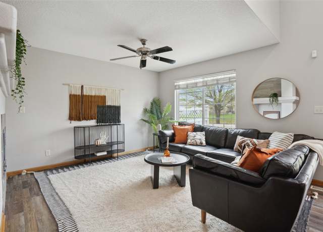 Property at 756 SE Williams Ct, Waukee, IA 50263, 2 beds, 2.5 baths
