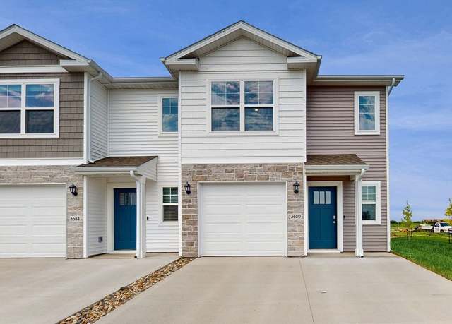 Property at 15360 Coyote Dr, Urbandale, IA 50322, 3 beds, 2.5 baths