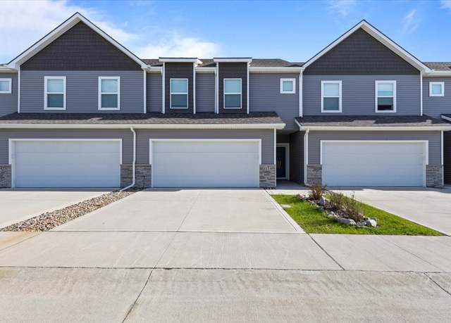 Property at 3419 NW Stratford Ln, Ankeny, IA 50023, 3 beds, 2.5 baths