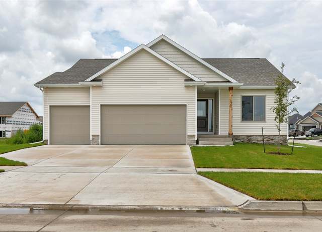 Property at 1620 NW Jackson Dr, Ankeny, IA 50023, 4 beds, 3 baths