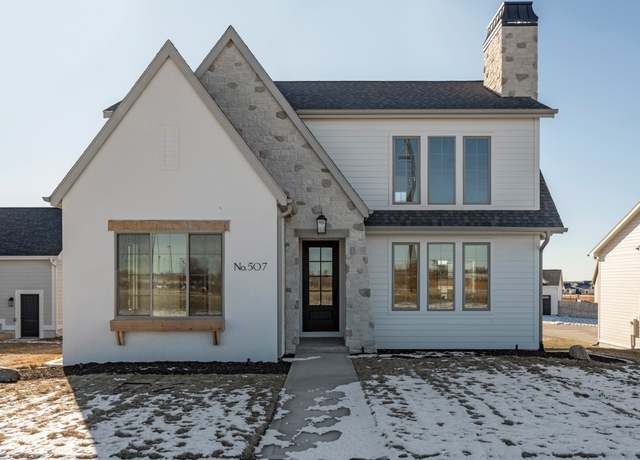 Property at 507 SW Magazine Rd, Ankeny, IA 50023, 5 beds, 3.5 baths