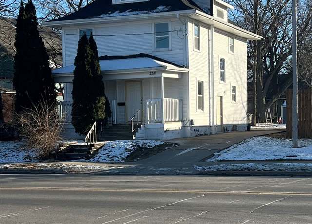 Property at 2210 University Ave, Des Moines, IA 50311, 4 beds, 2.5 baths