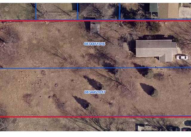 Property at 815 E 7th St S, Newton, IA 50208, 3 beds, 2 baths