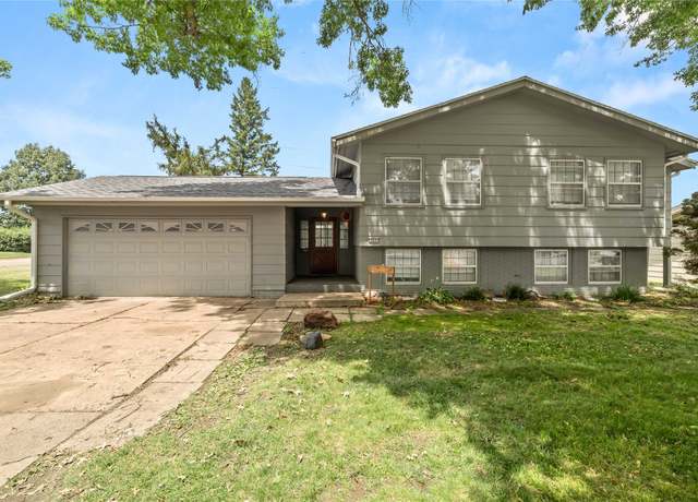 Property at 302 Newcastle Rd, Marshalltown, IA 50158, 4 beds, 2 baths