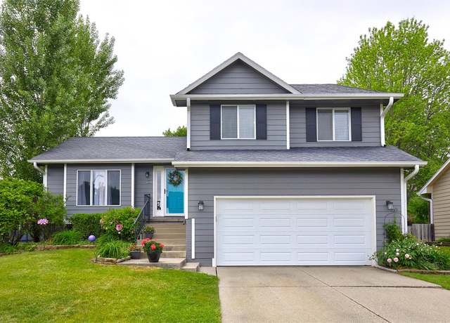 Property at 4230 SE 23rd St, Des Moines, IA 50320, 3 beds, 2.5 baths