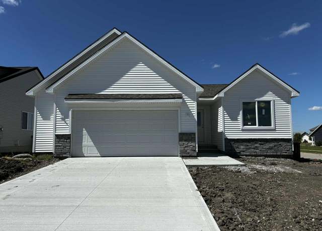 Property at 724 NE Meadow Landing Dr, Ankeny, IA 50021, 3 beds, 3 baths